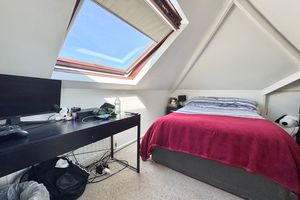 Bedroom- click for photo gallery